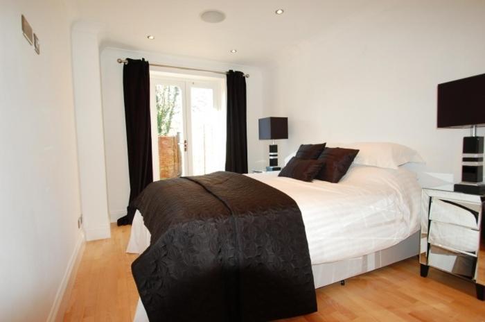 Parks Serviced Apartments เฮิร์ตฟอร์ด ห้อง รูปภาพ